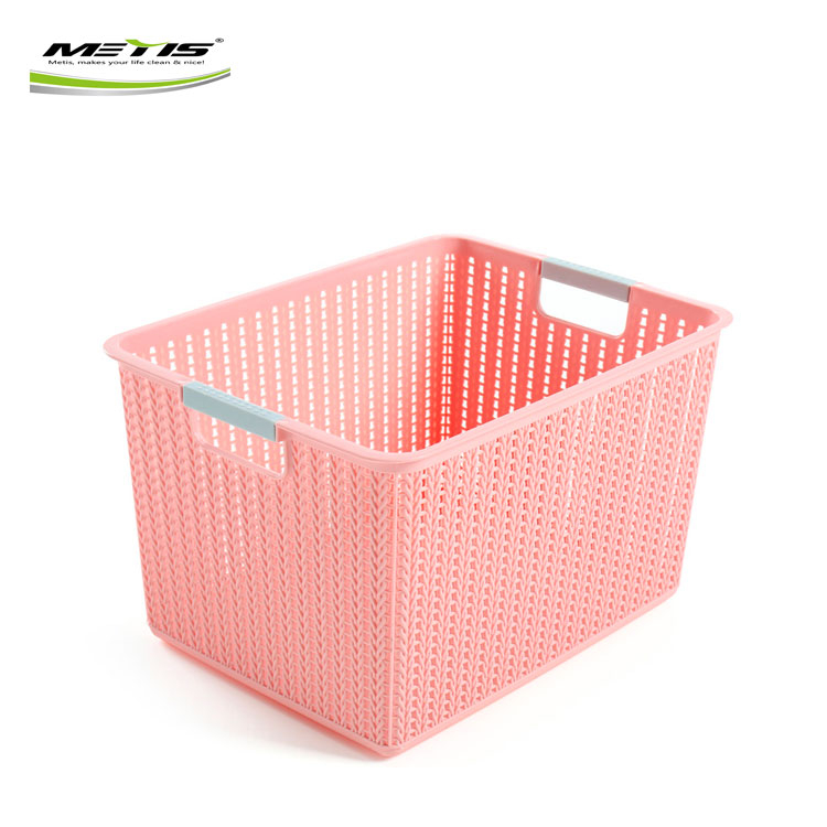 Manufacturer plastic kitchen bathroom storage baskets handles